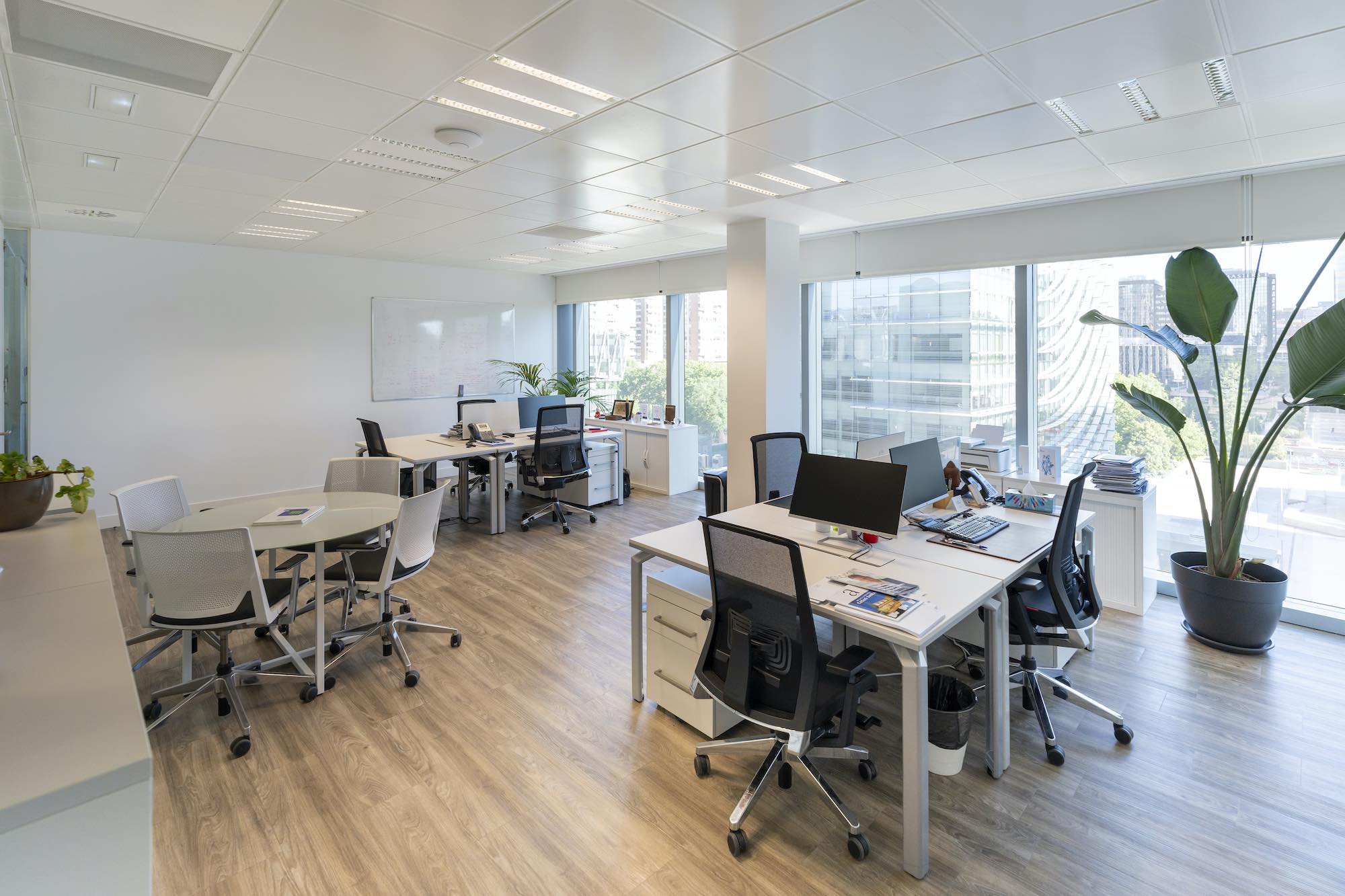 Offices adaptable and flexible to growth and corporate environment.